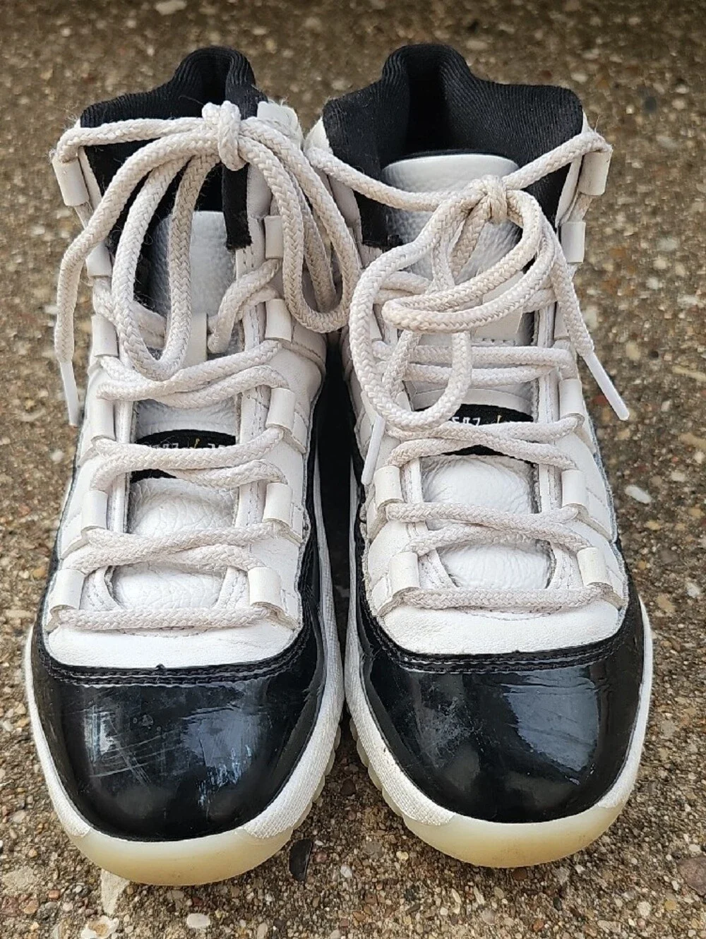 Jordan 11 Retro Gratitude Defining Moments White Black Gold Jumpman Youth 1